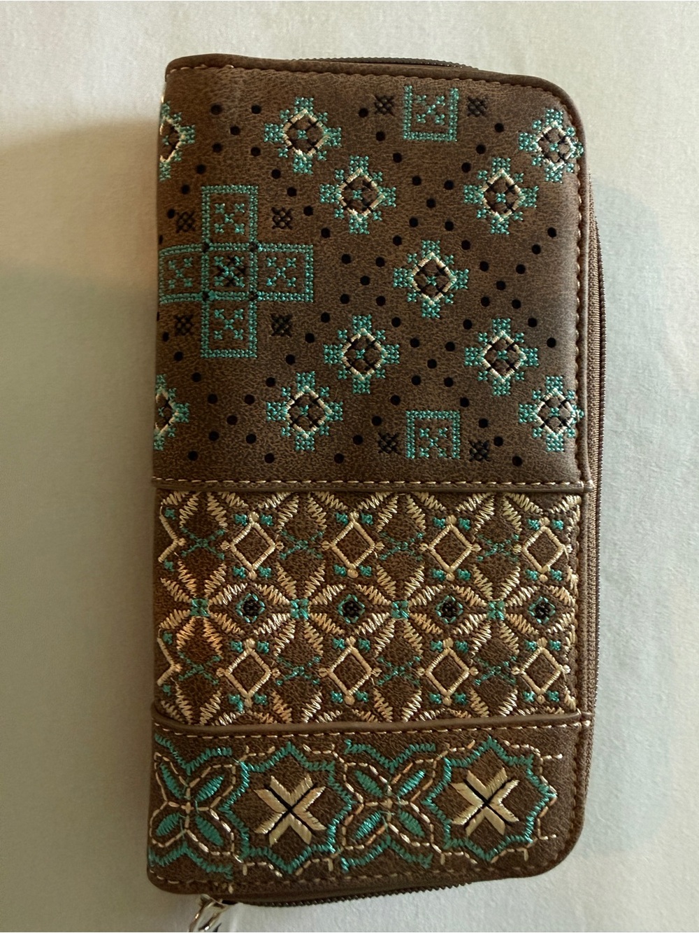 Montana West Brown Embroidered Southwestern Zip Around Wristlet Wallet